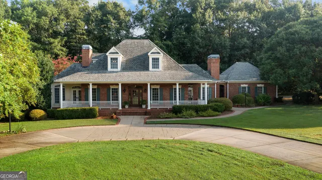 Expensive Riverwood Farm Real Estate