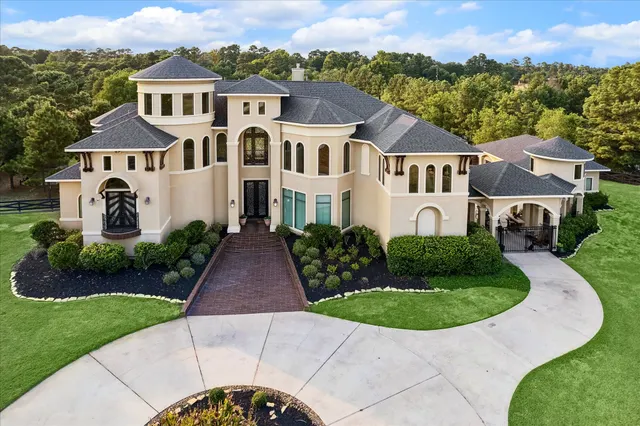 Popular High Meadow Ranch 2-B Real Estate