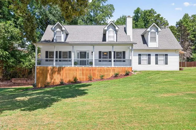 Popular Harbour Woods Real Estate