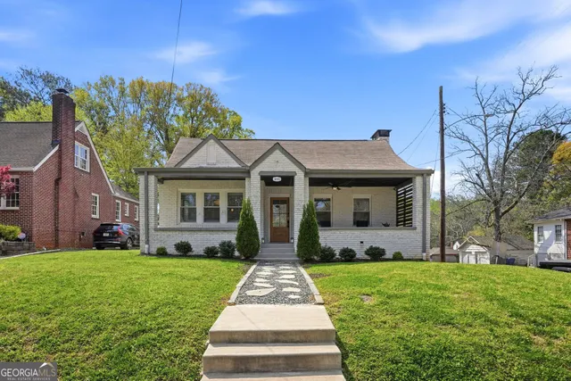 Expensive Capital View Manor Real Estate