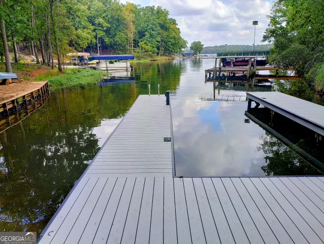Popular Long Shoals Real Estate