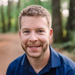 Adam Bayer Photo