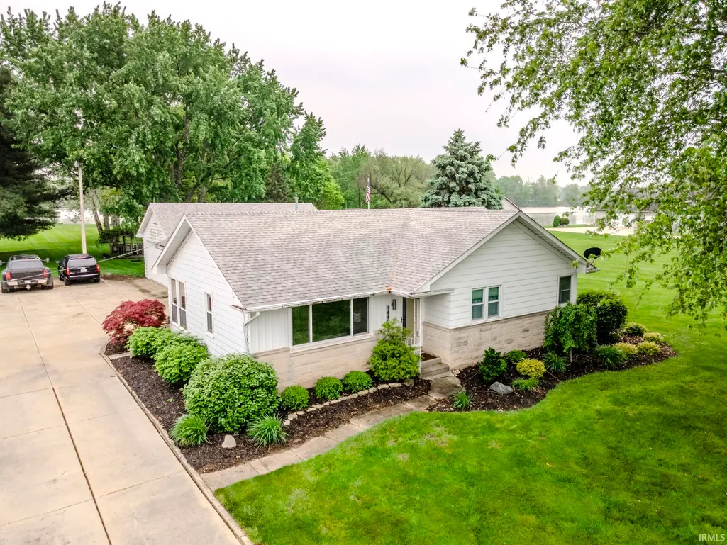 14408 Leo Rd, Leo, IN 46765