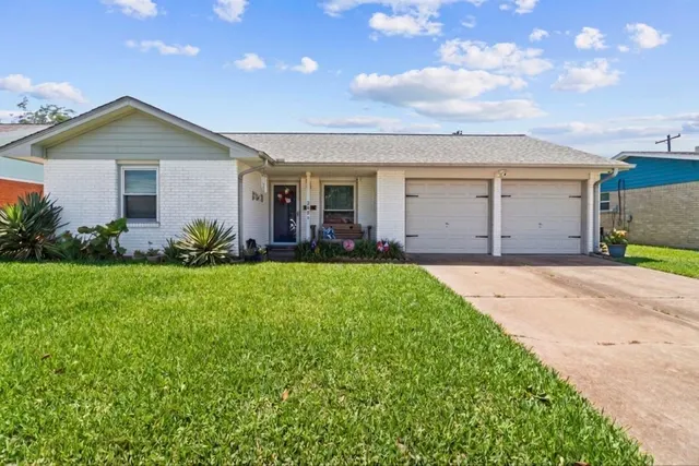 Popular Gulf Village 2 Real Estate