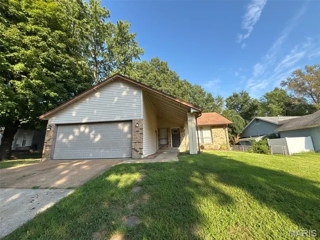 Popular Trailwoods 8 Real Estate