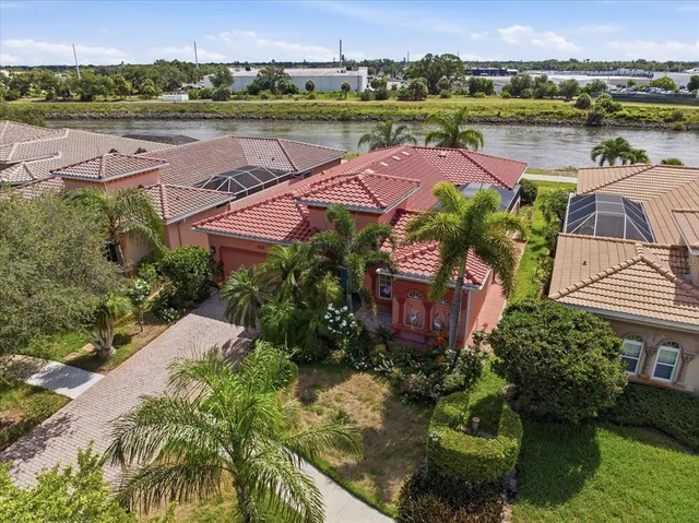 Popular BELLAGIO ON VENICE ISLAND Real Estate