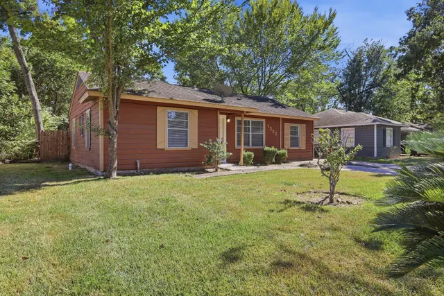 Cheap Scenic Woods Real Estate