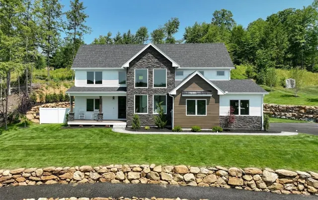Popular The Preserve at West Bedford Real Estate