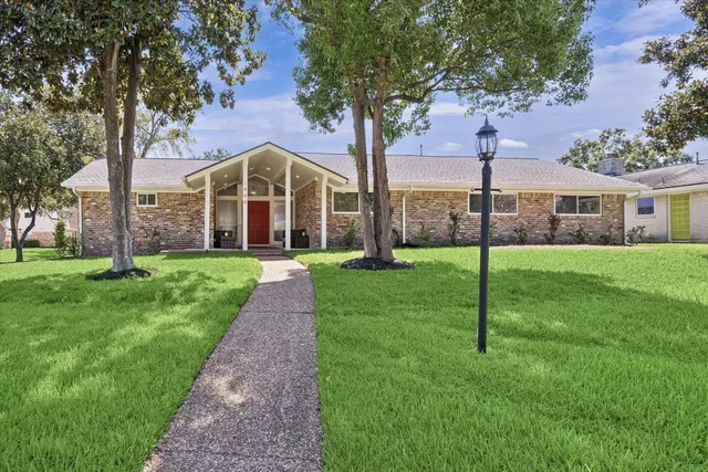Expensive Nassau Bay Sec 05 Real Estate