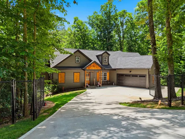 Expensive Leyland Heights Real Estate