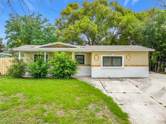 Popular LAKE MANN ESTATES Real Estate