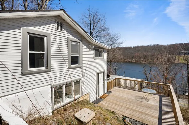 24 Sparrow Street, Monroe NY 10950