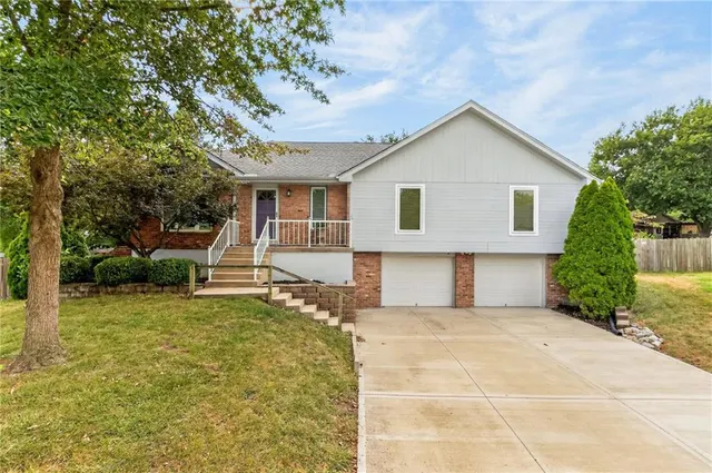 Popular Timber Oaks Real Estate