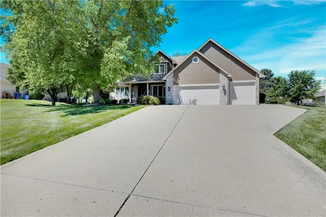 Popular Glenwood Estates Real Estate