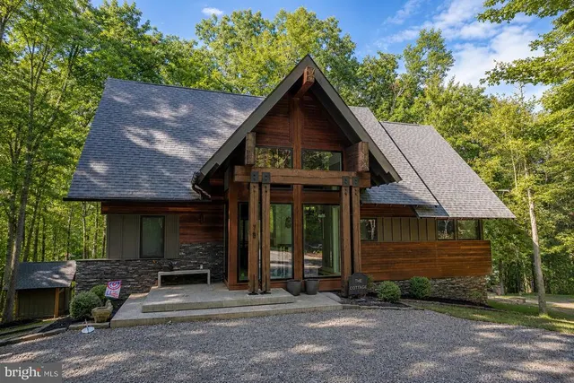 Expensive Thousand Acres Real Estate