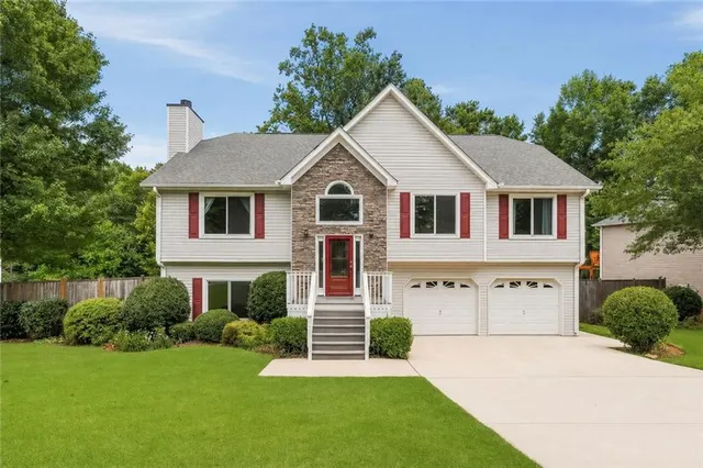 Popular Queensbury Orchard Real Estate