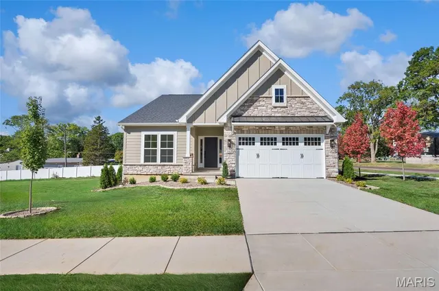 Popular Sunset Hills Real Estate