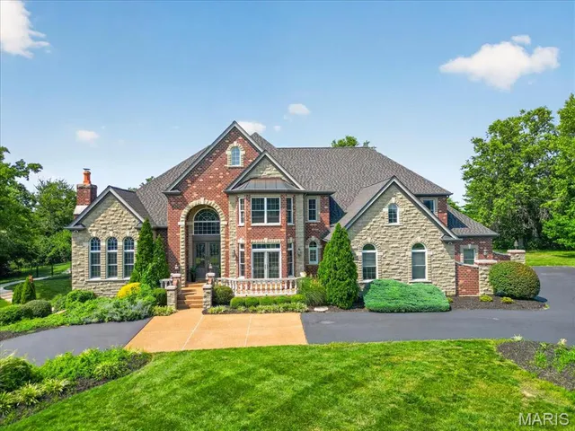 Popular Chapel Hill 1 Real Estate