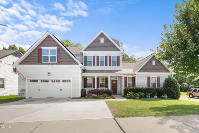 Popular Lincoln Heights Real Estate