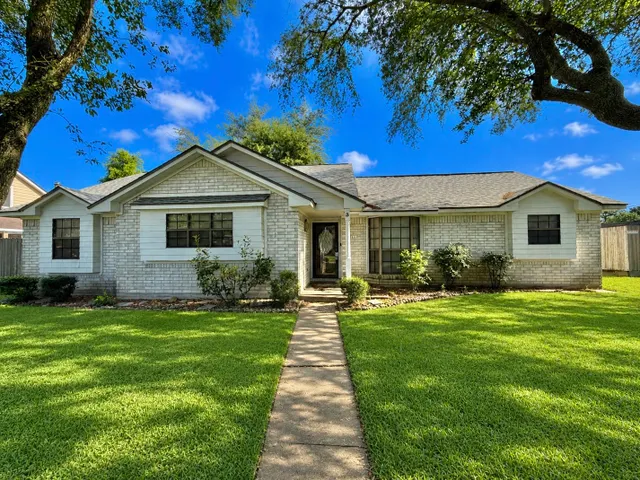 Popular Erik North Angleton Real Estate