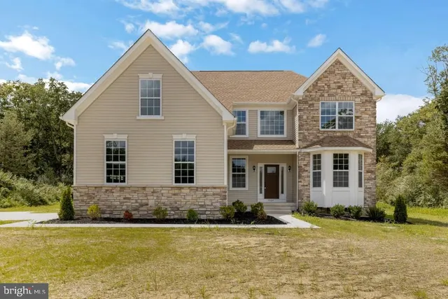 Popular Warwick Real Estate