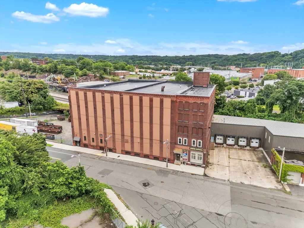 12 Crescent St,Unit Holyoke, Holyoke, MA 01040