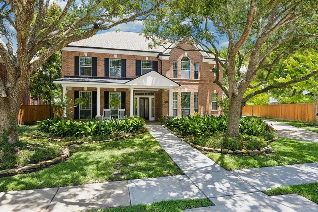 Cheap GREATWOOD MANOR Real Estate