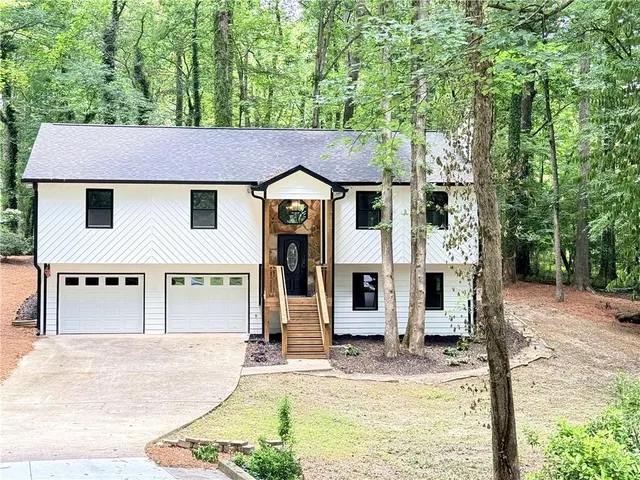 Cheap Lost Mountain Estates Real Estate
