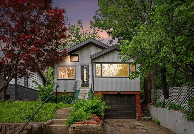 Popular Kensington Real Estate