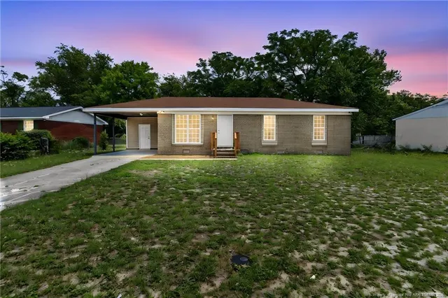 Cheap University Estates Real Estate