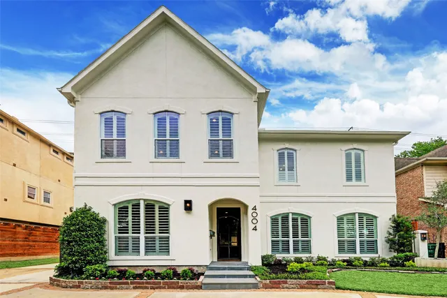 Popular Montclair Add Real Estate