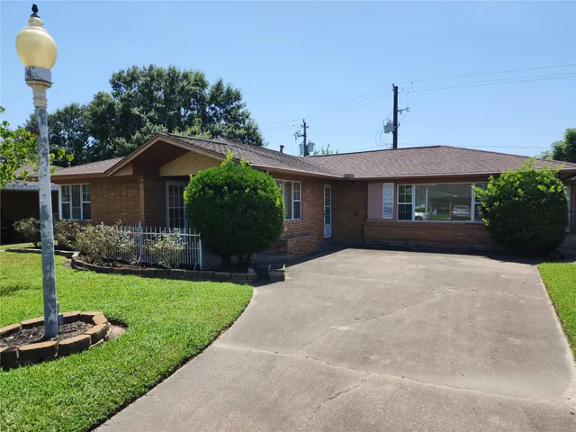 Popular Benbrook Real Estate