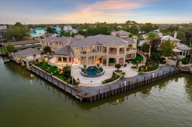Expensive Lazy Bend Real Estate