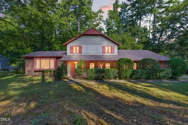 Expensive Hillsdale Forest Real Estate