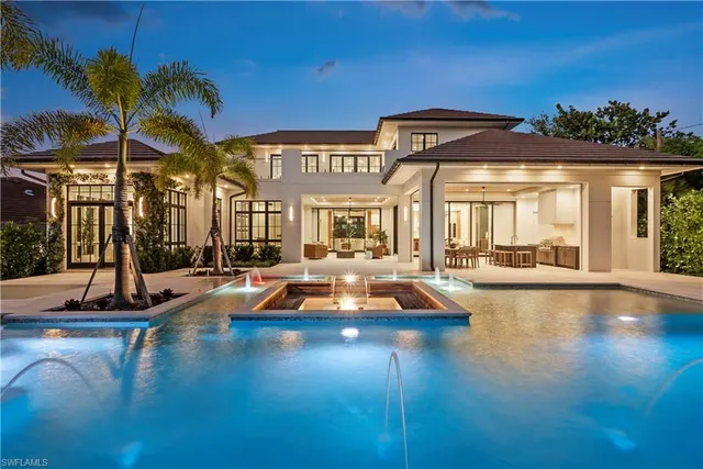 Popular NA06 - Olde Naples Area Golf Dr to 14th Ave S Real Estate