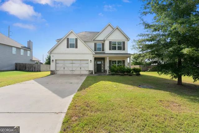 Popular Mossy Meadows Real Estate