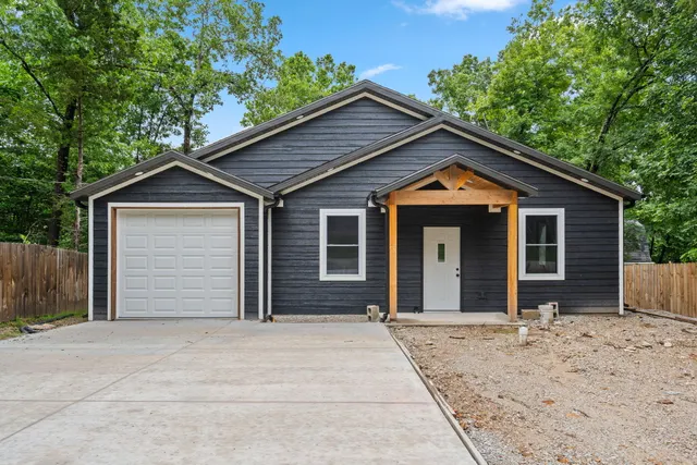 Cheap Merriam Woods - Greenwoods Add Real Estate
