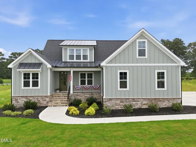 Cheap Grandiflora Real Estate