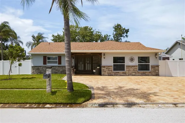 Expensive PINEBROOK ESTATES Real Estate