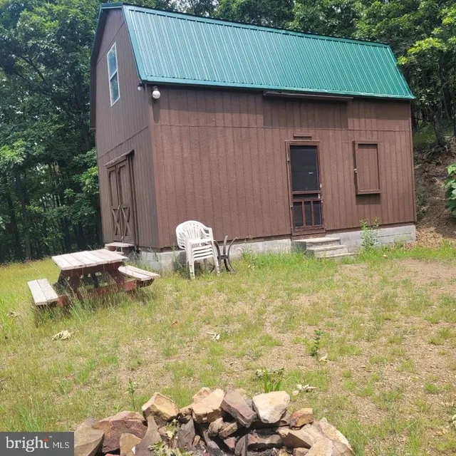 Cheap Great Cacapon Real Estate