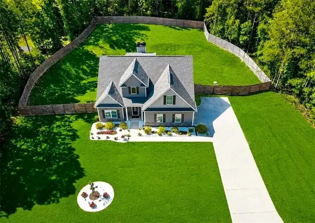 Popular Arbor Bluff Real Estate