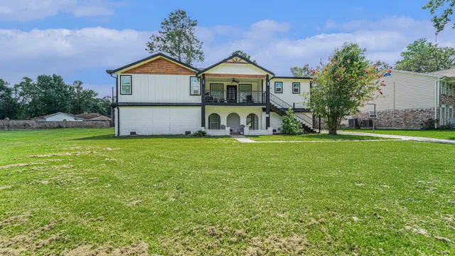 Popular Riverbrook-Forest Hls Square Real Estate