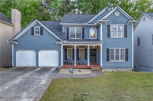 Popular Brookwood Commons Real Estate
