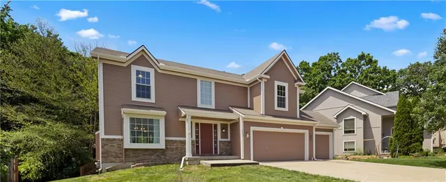 Popular Whispering Hills Real Estate