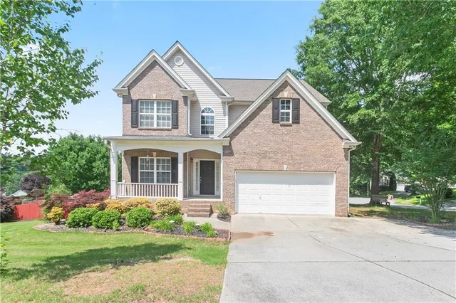 Popular Ambercrest Real Estate