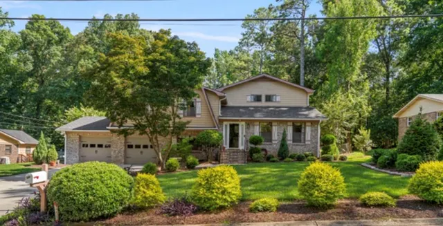 Popular COUNTRY PINE ESTATES Real Estate