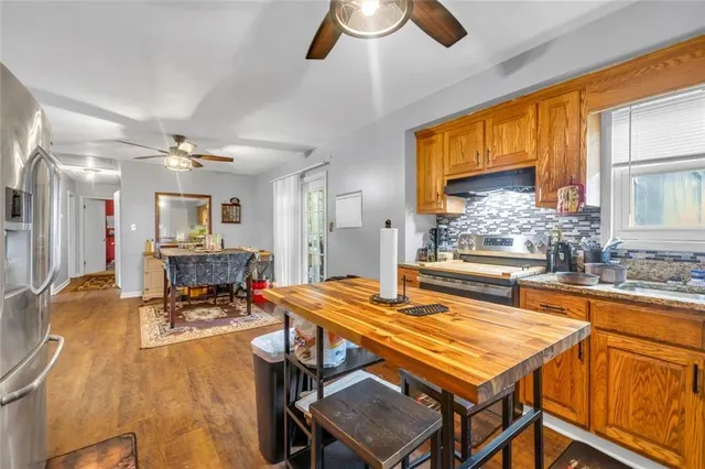 Popular THOMPSON HEIGHTS SUB Real Estate