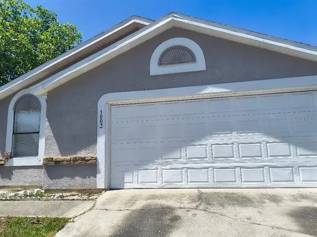 Popular HOLLYTREE VILLAGE Real Estate