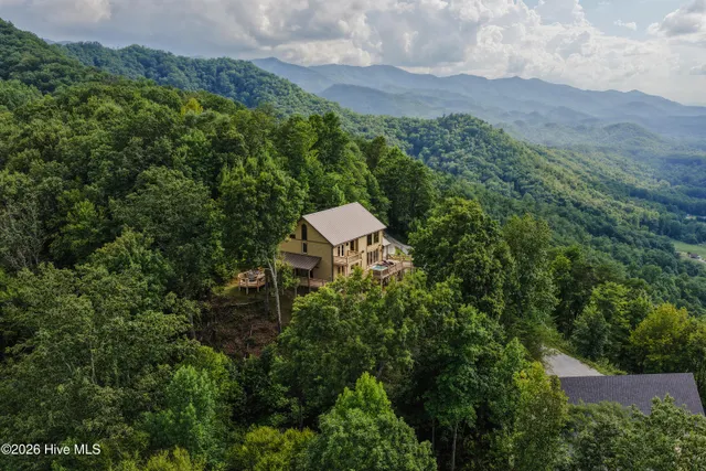 Popular Grand View Falls Real Estate