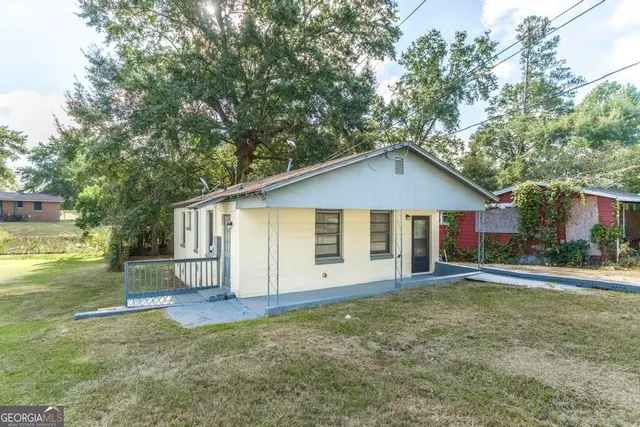 Expensive Oglesby Place Real Estate